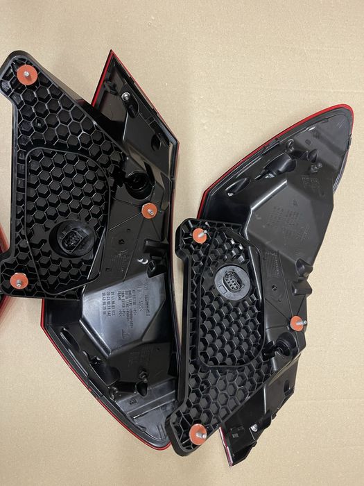 Mercedes E 213 фонарі задні фонарь стоп ліхтар оптика задня наявність