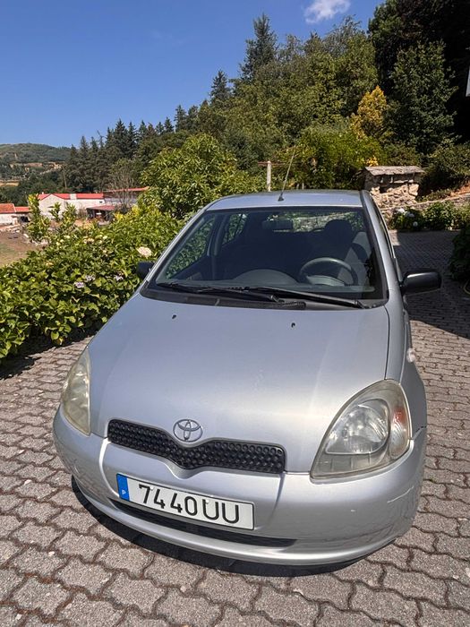 Toyota Yaris — fotografia 2