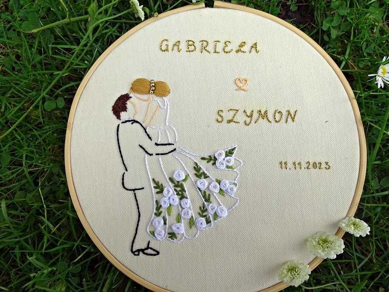 Ręczny haft - Pamiątka Ślubu; Prezent na ślub, Prezent dla Pary Młodej