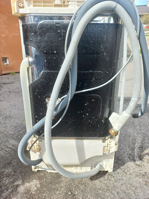 Посудомийка electrolux