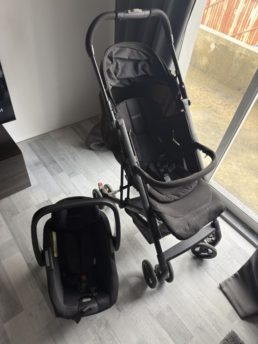 Conjunto de cadeira auto , ovo e carrinho Recaro