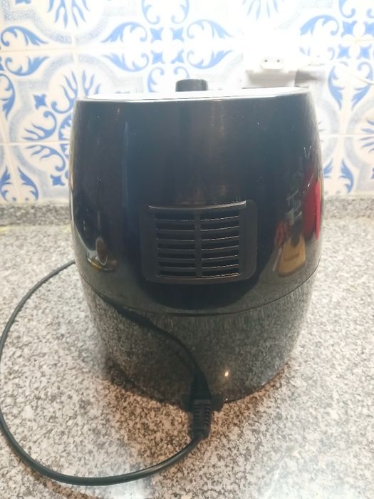 Air fryer em boas condições
