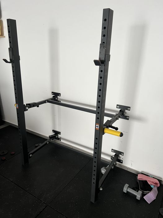 Rack de musculação de parede dobravel