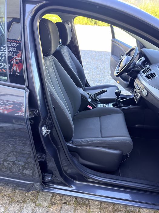 Megane 1.6 DCI 130 CV muito novo