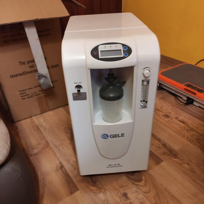 Koncentrator tlenu GELE model GE1-3L-W.
