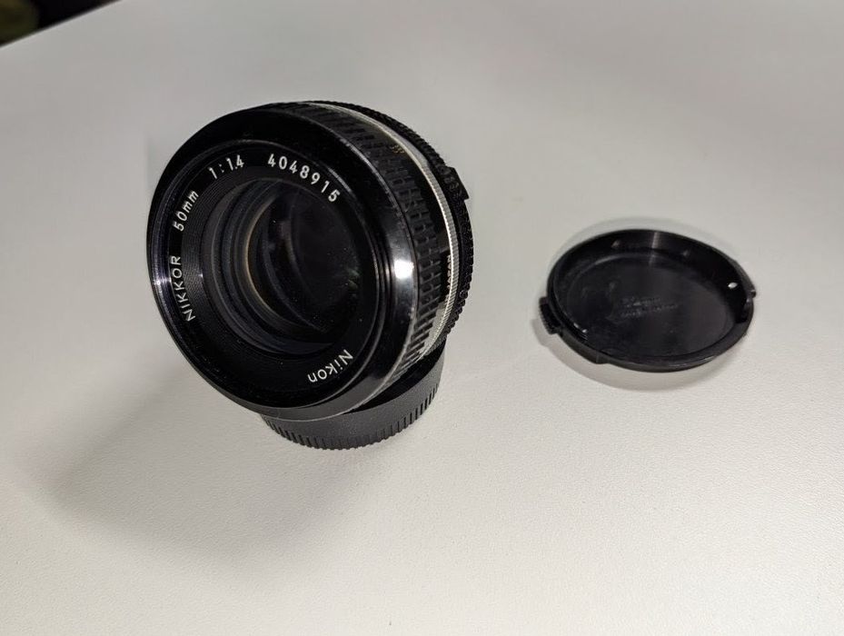 Светосильный обектив Nikon 50mm f1.4