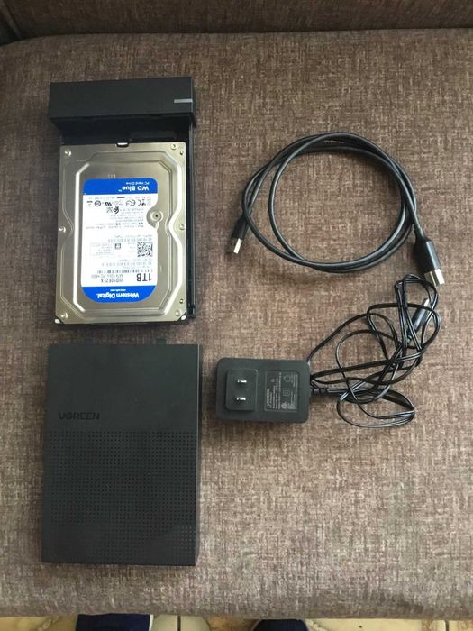 Карман для жесткого диска 3.5" от ТМ Ugreen (новый и запечатанный)