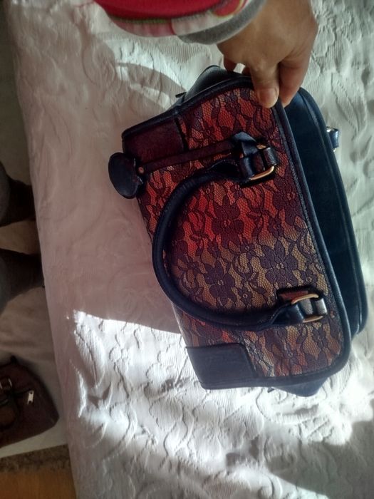 Mala / carteira senhora