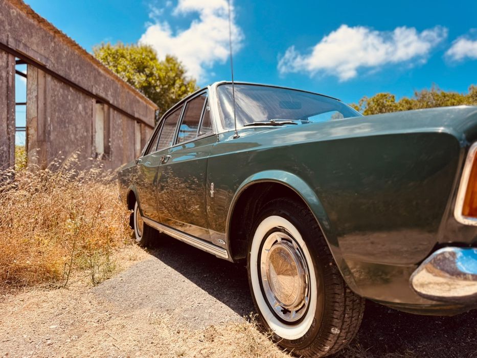 Ford Taunus  V6 20M
