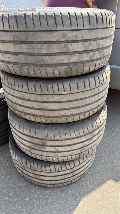 Michelin pilot Sport 5 255 35 20