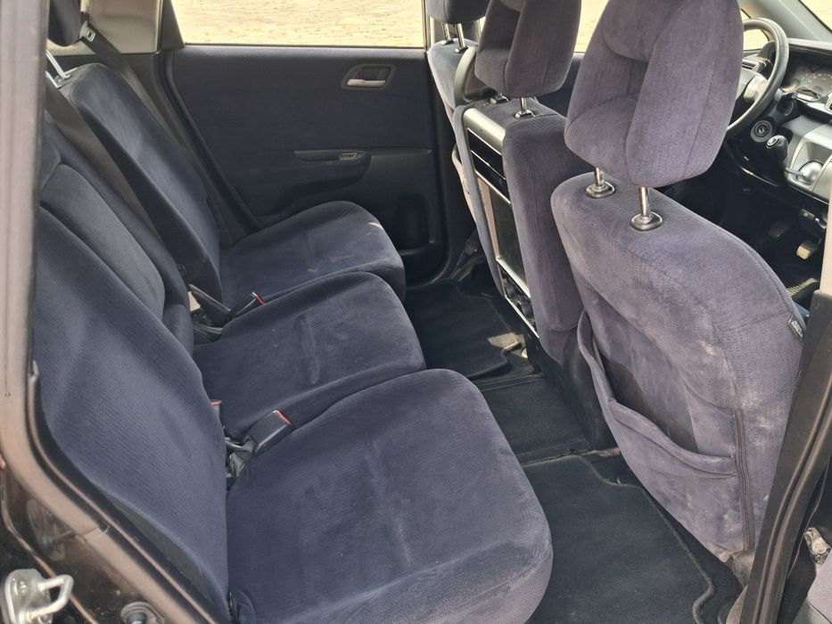 Honda FR-V * 2.2 diesel * 6-osobowy * 6-biegowy * klimatronic
