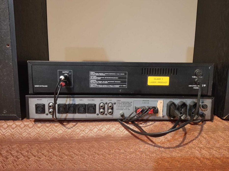 Wieża, sprzęt audio, zestaw muzyczny