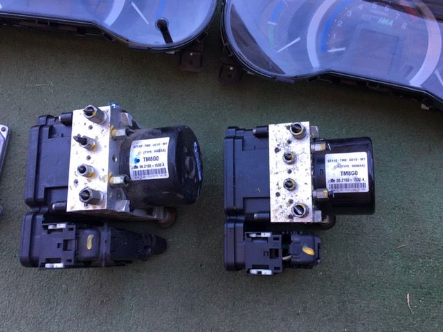 Honda Insight 2009 - Pompa ABS