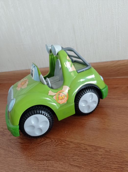 Іграшка на пульті chicco