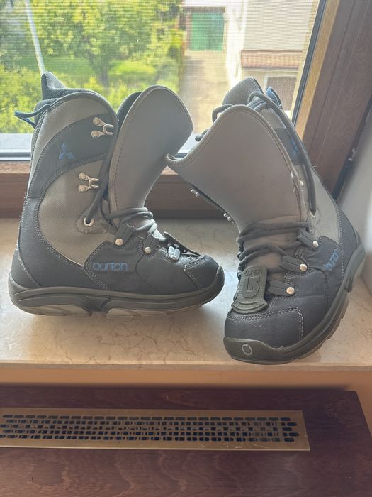 Buty snowboardowe 38