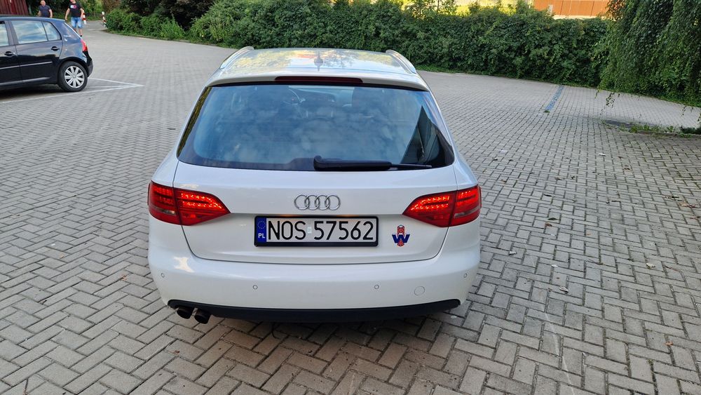 Audi a4 b8 kombi 1.8 benzyna Super stan Zamiana
