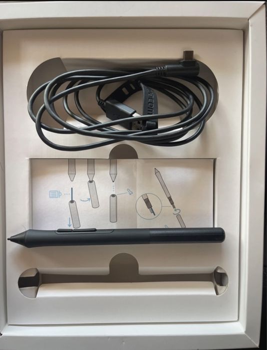 Mesa Digitalizadora Wacom Intuos CTL-4100K-S- Preto