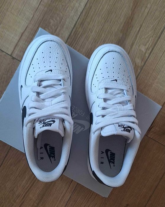 Nike Air Force 1 rozmiar. 37.5