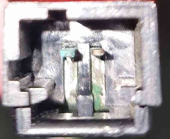 Luz Stop Adicional / 3º Stop - PEUGEOT 308 I