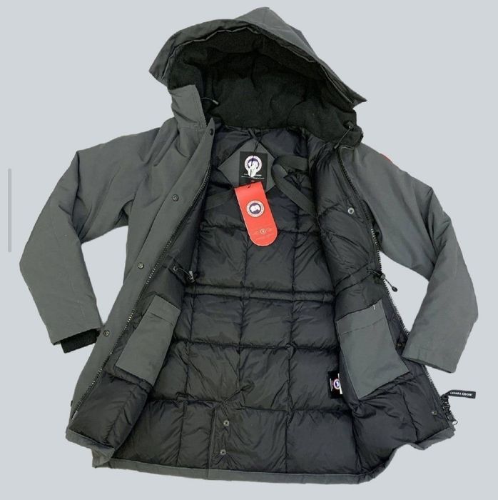 CANADA GOOSE пуховик