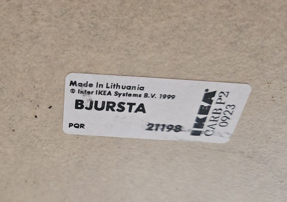 Stół IKEA Bjursta