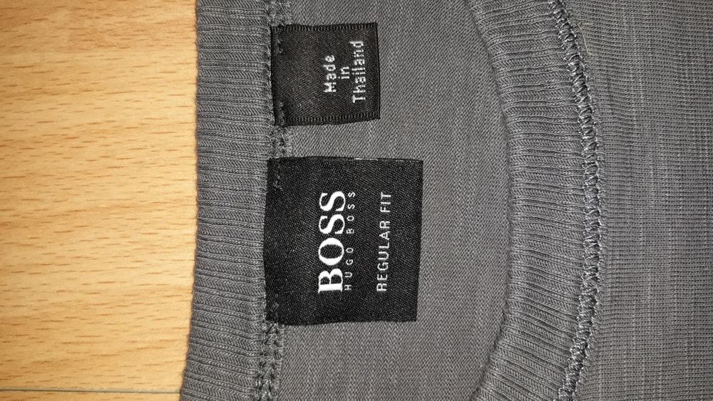 Продам реглан Hugo Boss оригинал