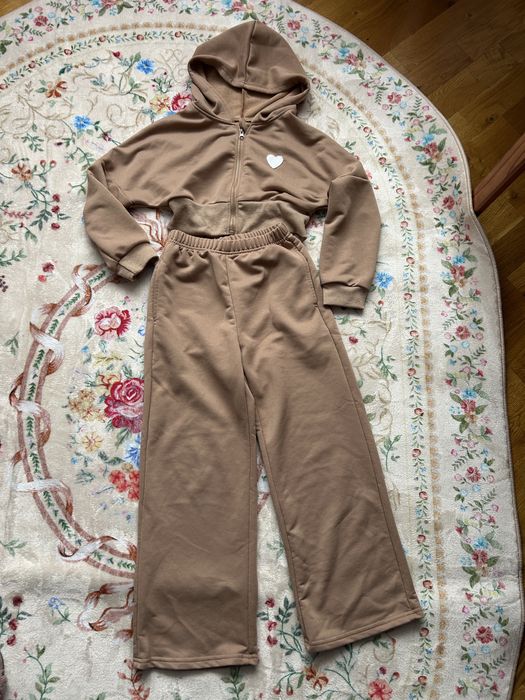 Спортивний костюм