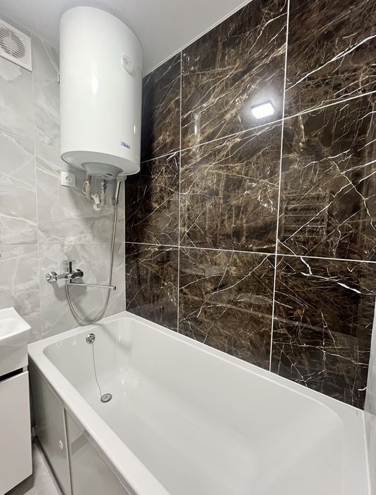 Продаж 1 кімнатної квартири з сучасним ремонтом. Р-н 13 школа Дендропарк. Є відео