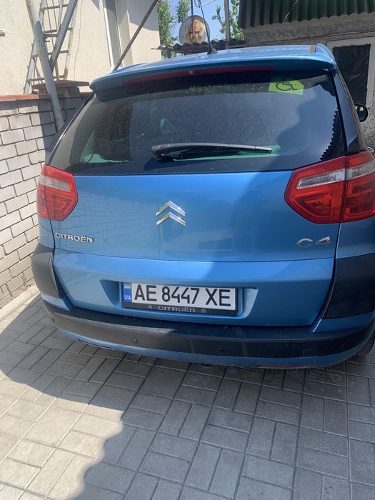 Ситроен с4 Пикассо отличное состояние или обмен на бус пассажир