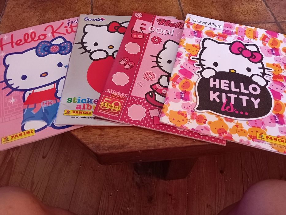 Hello kitty, cadernetas cromos vazias,  (ver fotos)