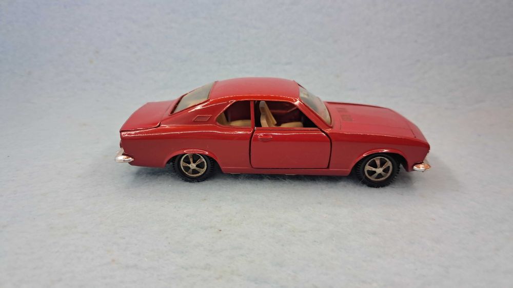 Miniatura antiga Marklin Opel Manta, igual Corgi Dinky Metosul