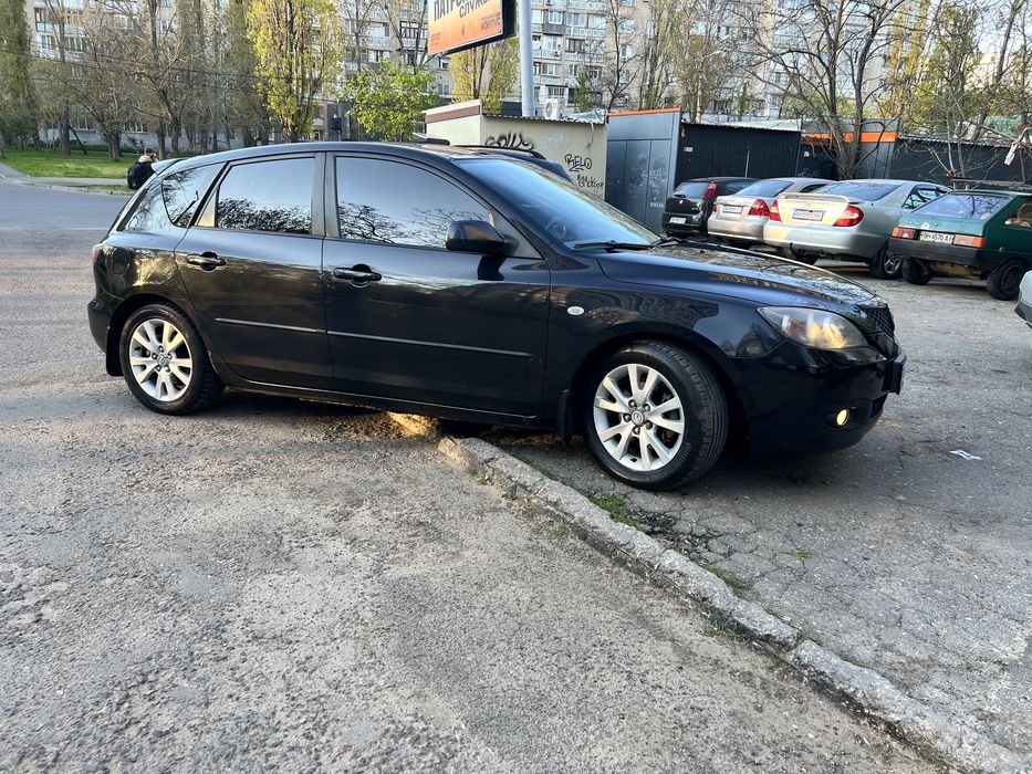 Продам mazda 3  2007г