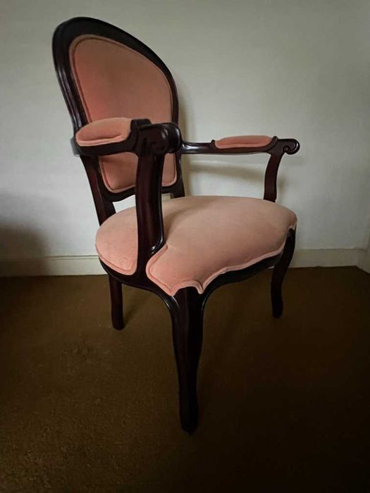 Sofá 3 lugares e cadeirão