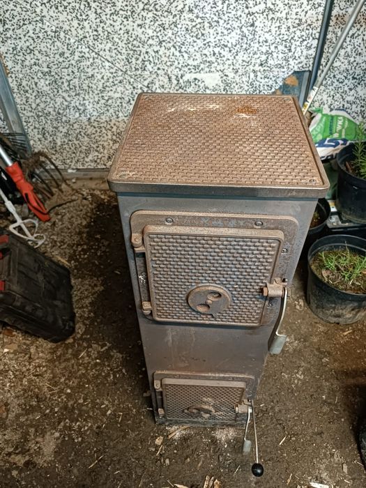 Piec stalowy kominkowy Ackerman