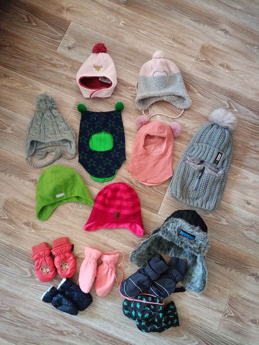 Цены снижены!Зимняя шапка шлем шерсть мериноса  0.5-1.5 года; шапка re