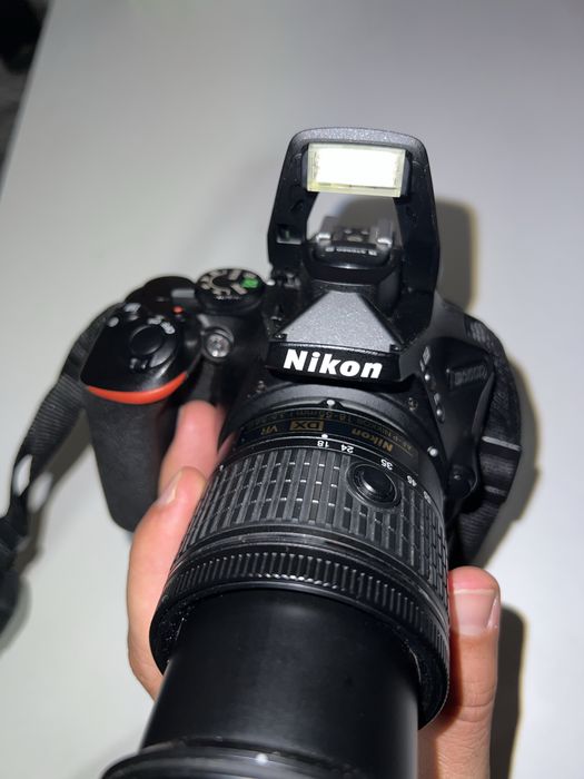 Nikon 5600d NOVA + lente + acessórios + caixa