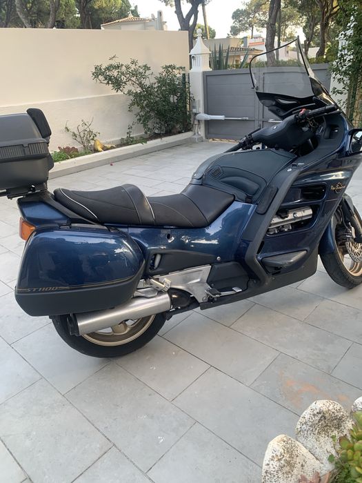 Moto honda pa european com poucos km ano de 2002