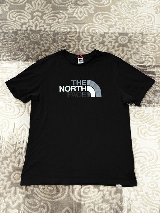 Футболка the north face