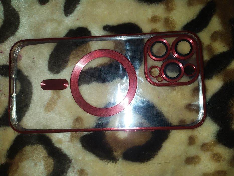 Подарю Чехол на iPhone