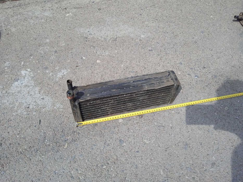 радіатор автомобільної пічки
