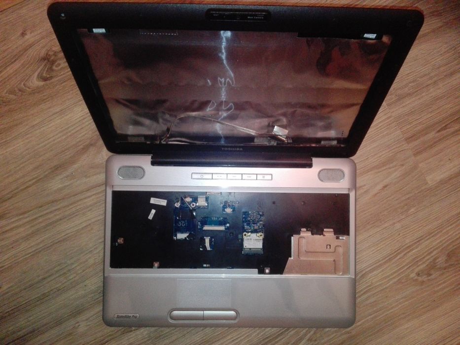 Laptopa Toshiba Satellite Pro L500 i3 ładna obudowa