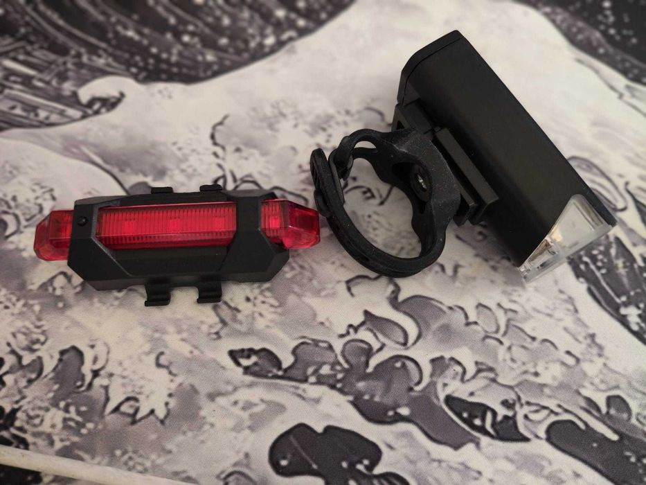 Luzes para Bicicleta - Carregamento USB