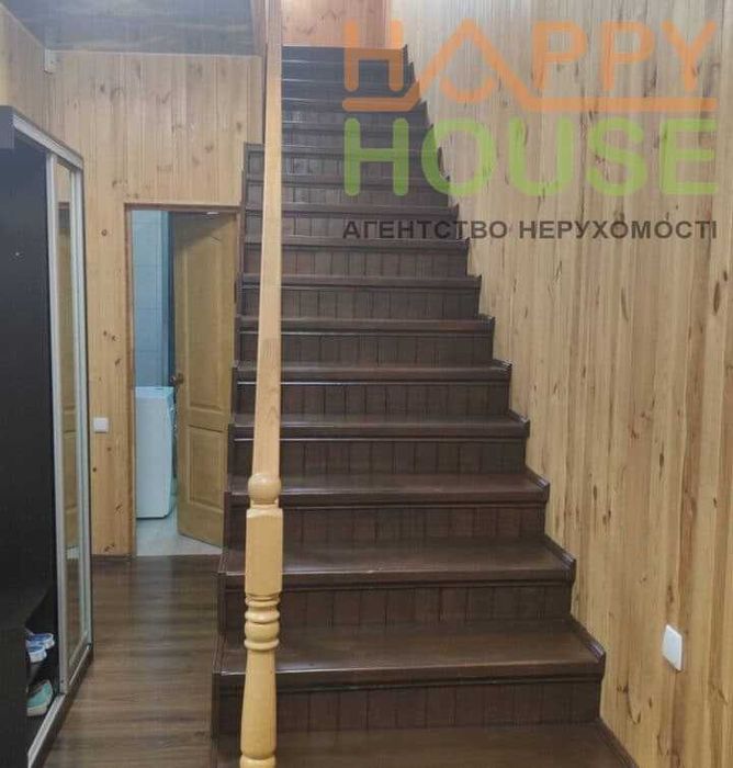 Продам Просторный Дом с ремонтом и мебелью в с.Новые Петровцы