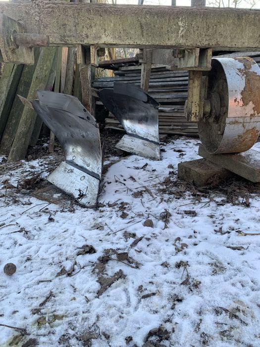 Продам плуг 2-30