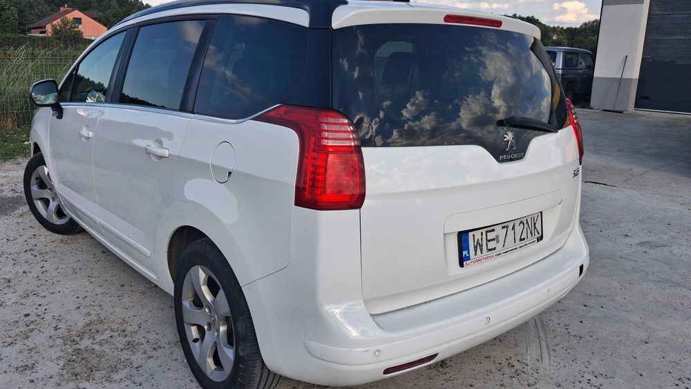 peugeot 5008 rok 2016