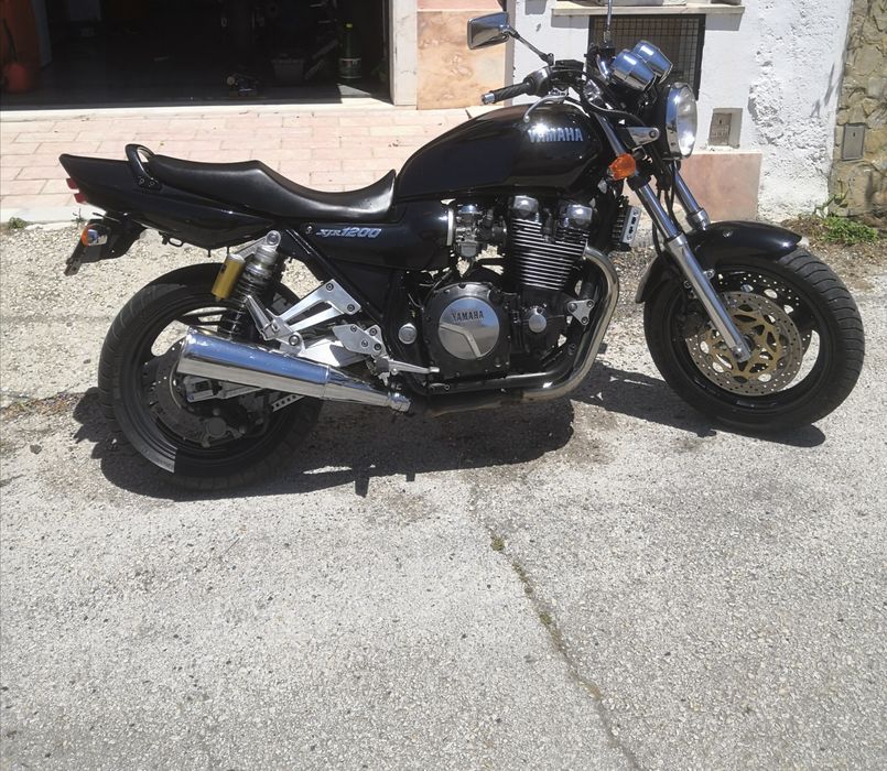 Yamaha xjr 1200 como nova