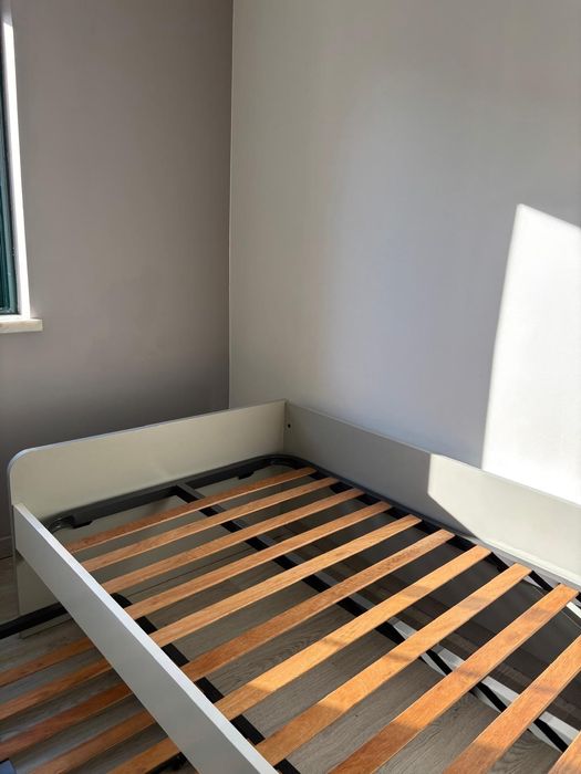Cama Dupla com estrados