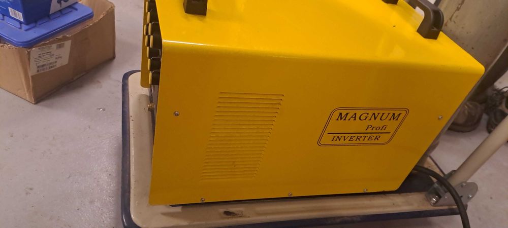 Spawarka inverterowa Magnum THF230P AC/DC
