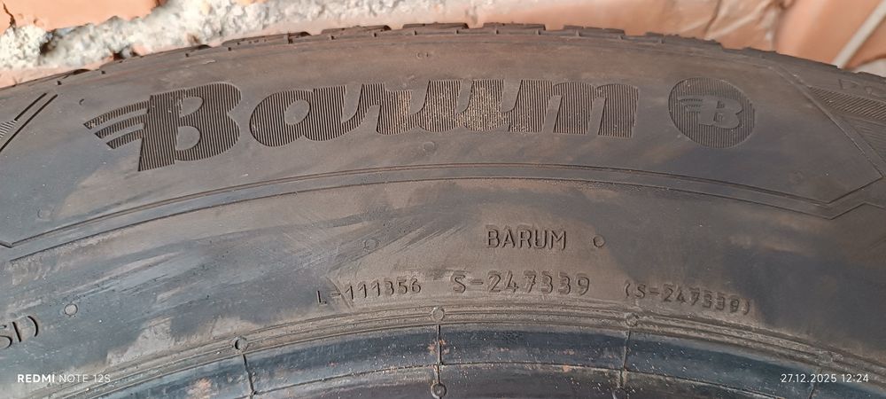 215 60 16 гума Barum Polaris 5 зима комплект