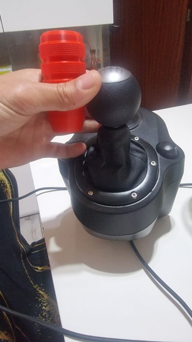 Câmbio Logitech Driving Force Shifter para G29 e G920